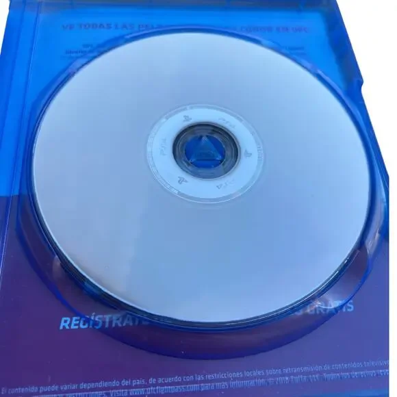 EA Sports UFC + UFC 3 PS4 Game Bundle - Picture 5 of 9